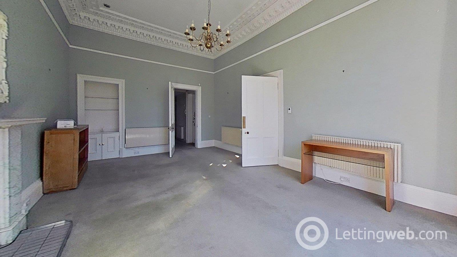 Flat Belgrave Crescent in Edinburgh