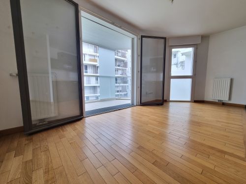 Appartement Rue Jacques-Henri Lartigue à Issy-les-Moulineaux