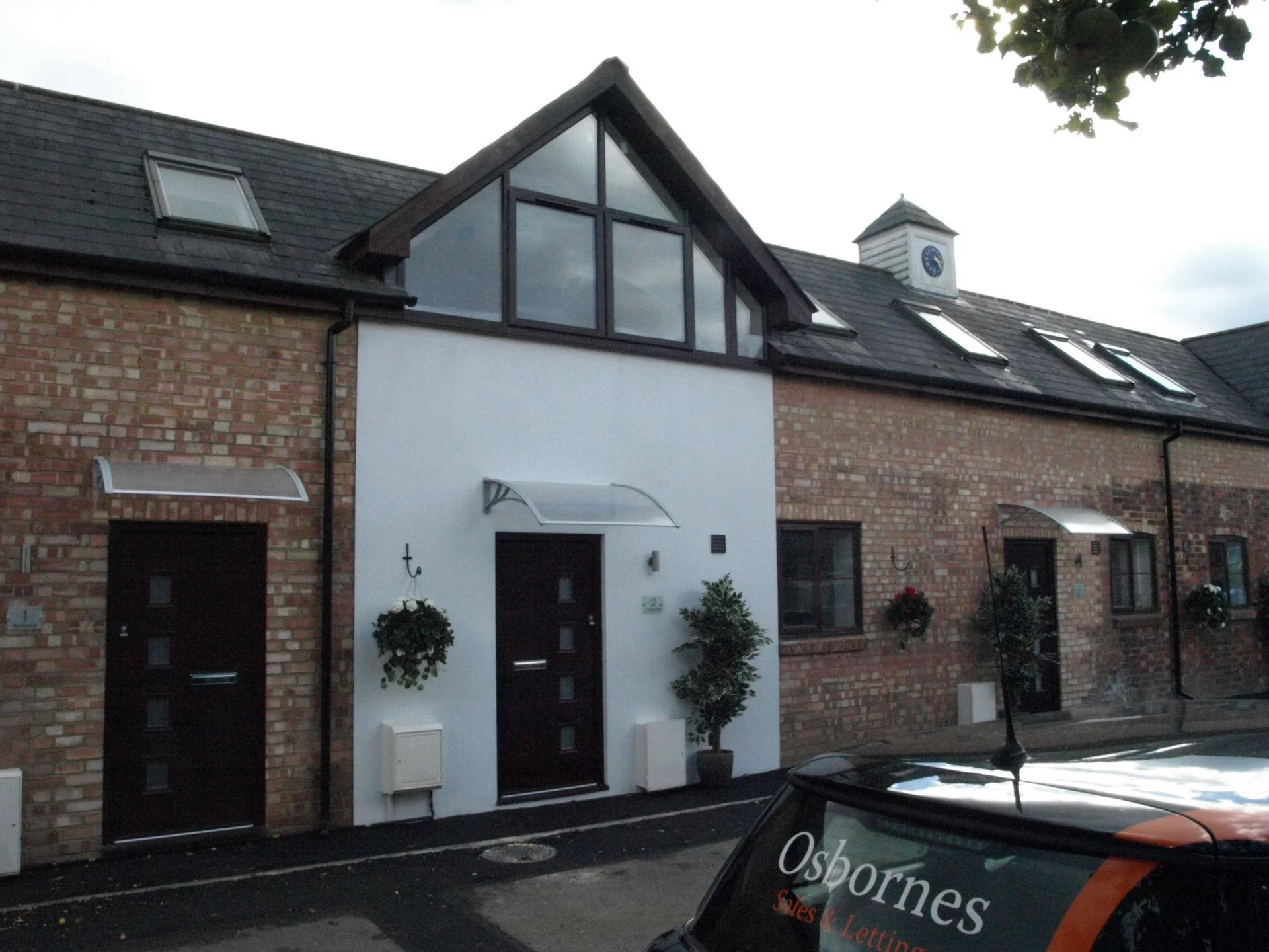 House Sherborne Road in Rushmoor