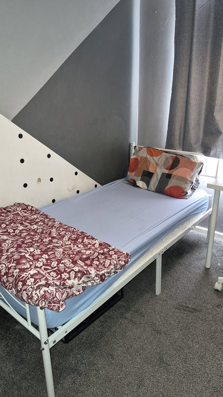Room Pike Drive in Chelmsley Wood