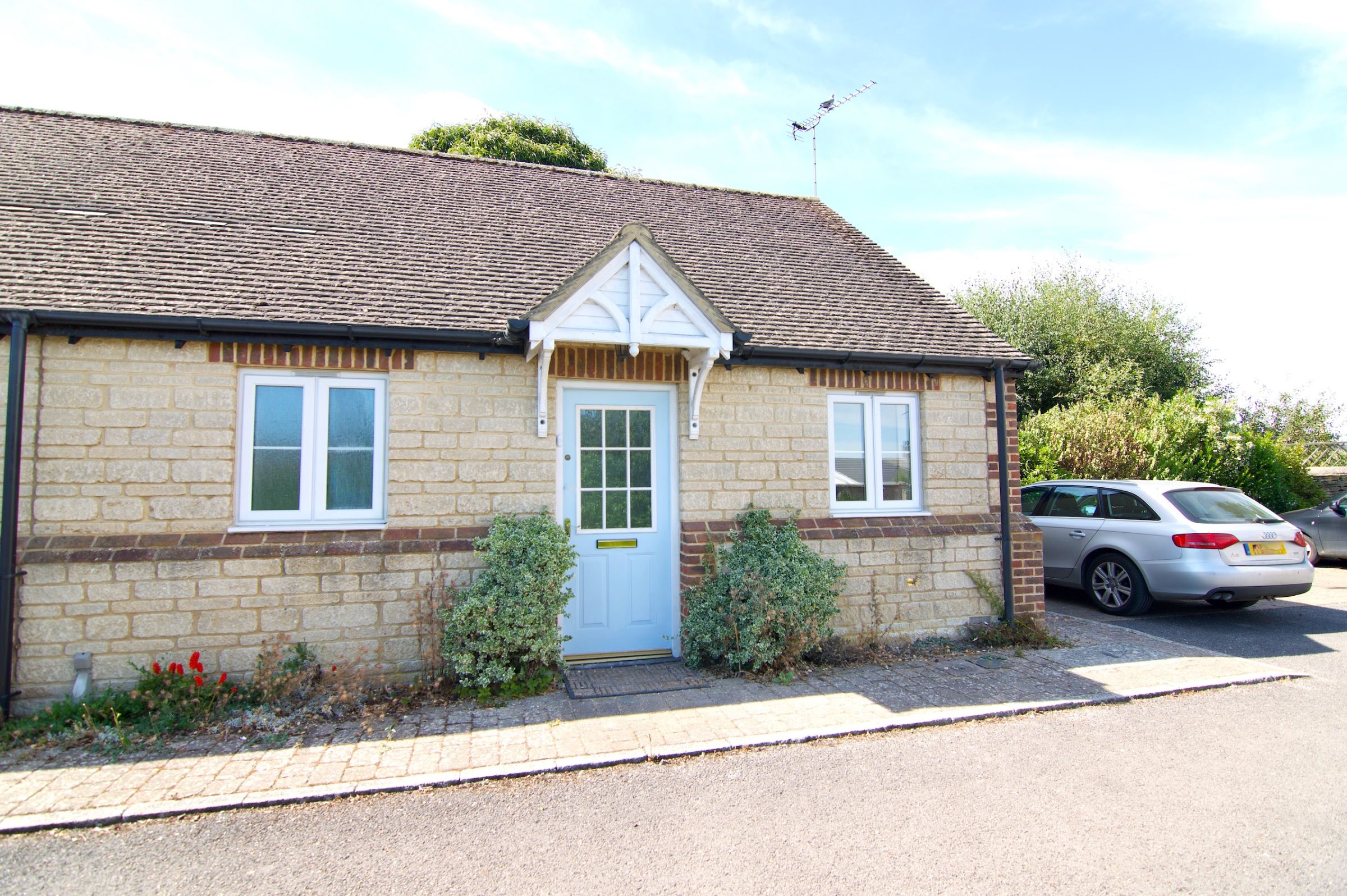House Harmans Court in West Oxfordshire