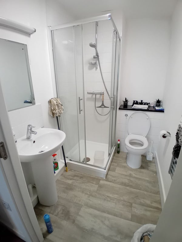 Room Thurston Road in Greater London