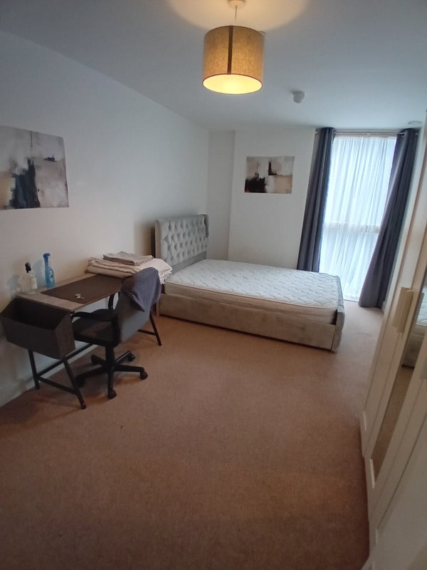 Room Thurston Road in Greater London