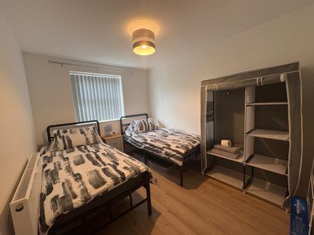 Room Chepstow Road in Corby
