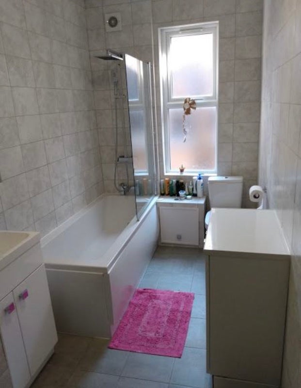 Room Green Lanes in Greater London
