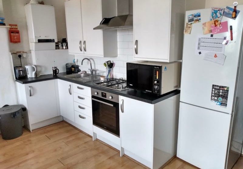 Room Green Lanes in Greater London