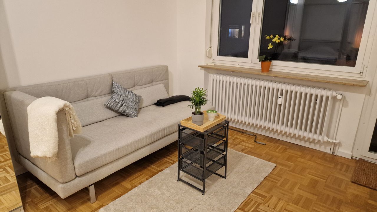 Zimmer Tangegartstraße in Stuttgart