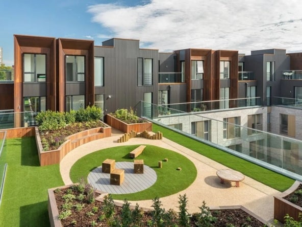 Flat Rochester Place in Greater London