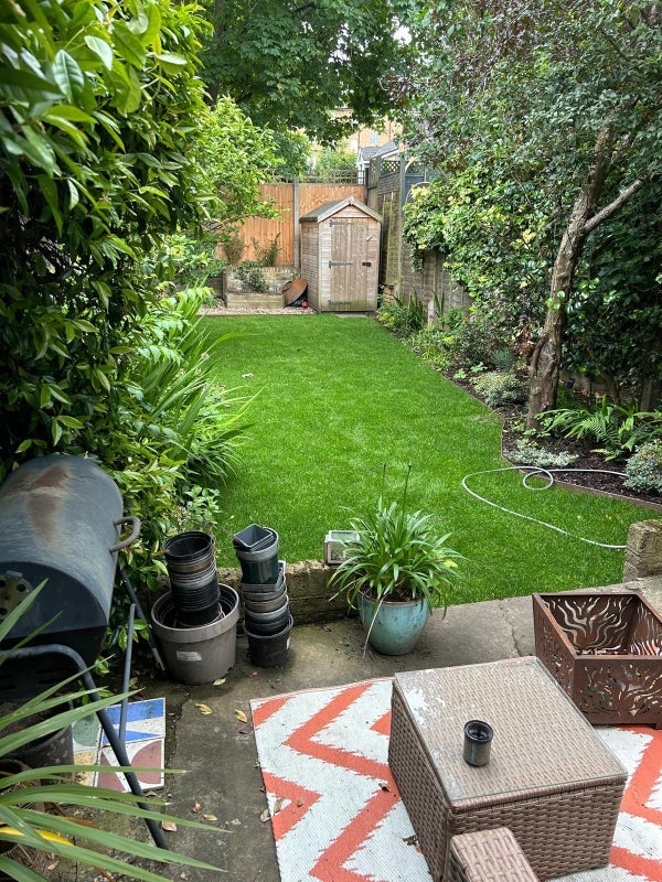 Flat Malpas Road in Greater London