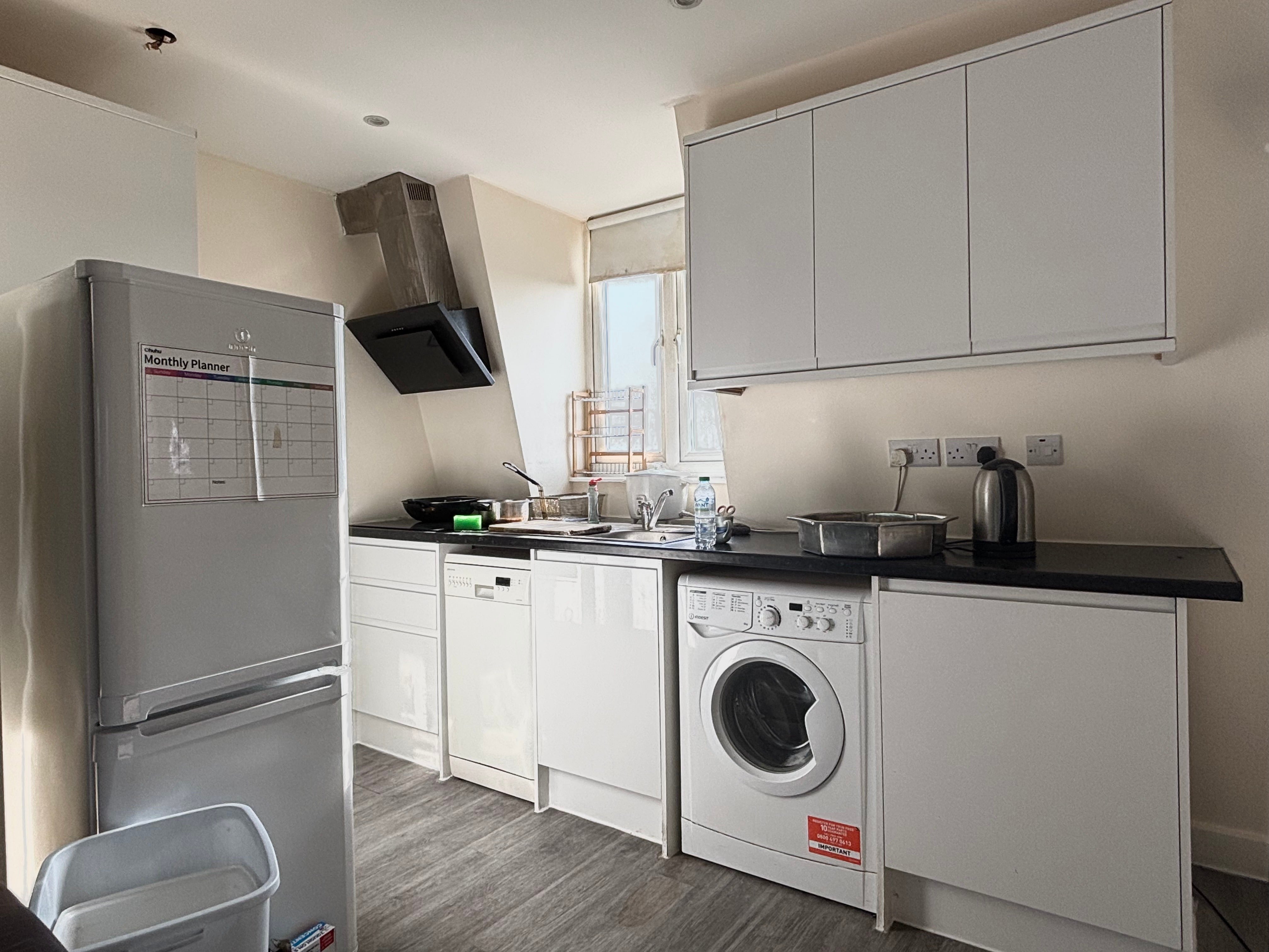 Flat Bamborough Gardens in Greater London