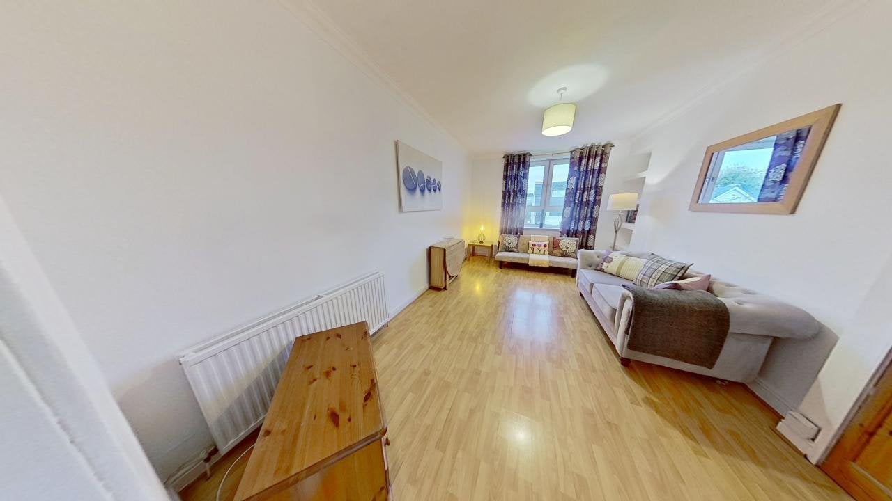Flat Stepshill Terrace in Glasgow