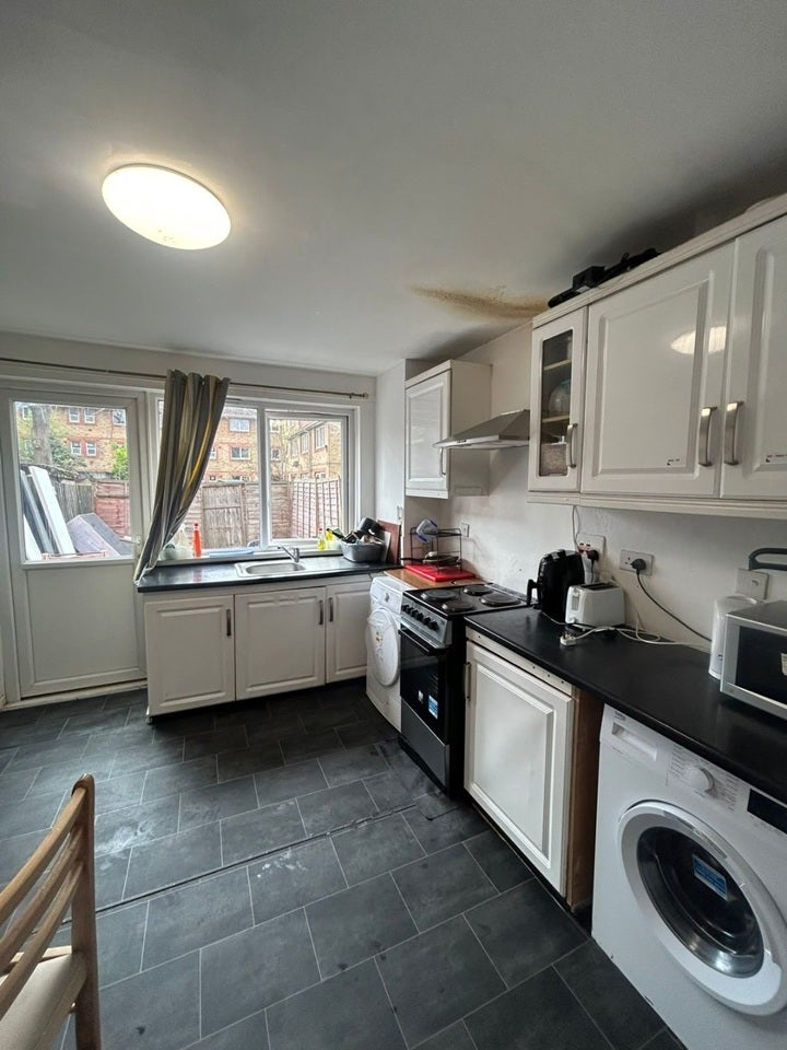 Room Clifton Way in Greater London