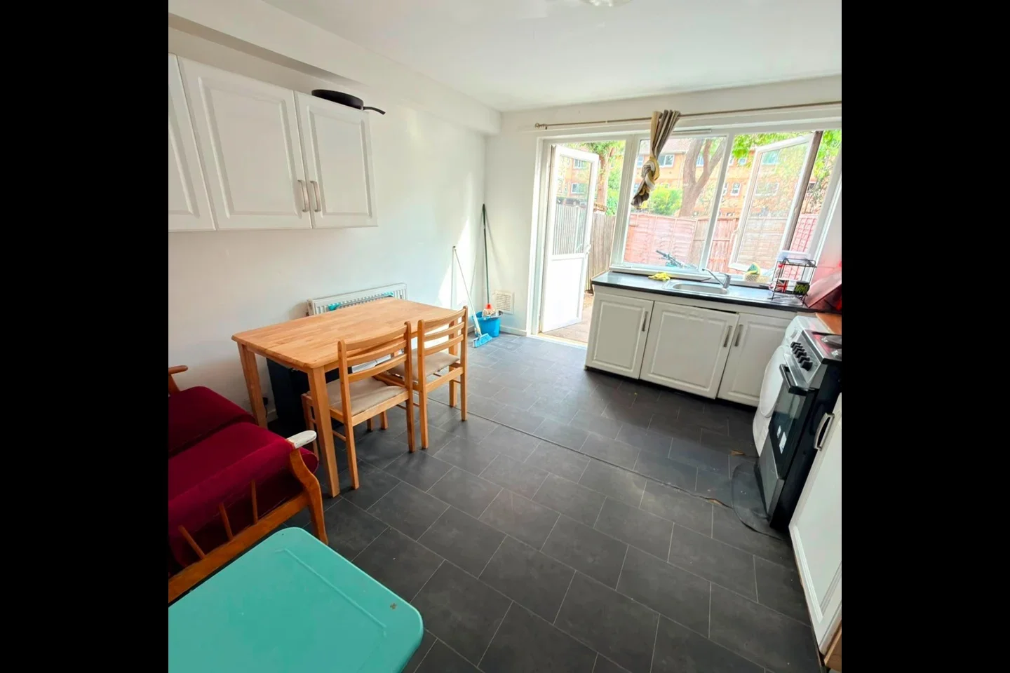 Room Clifton Way in Greater London