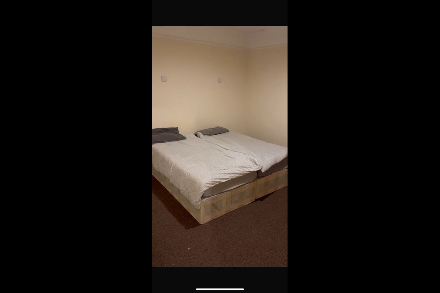 Room Emes Road in Greater London