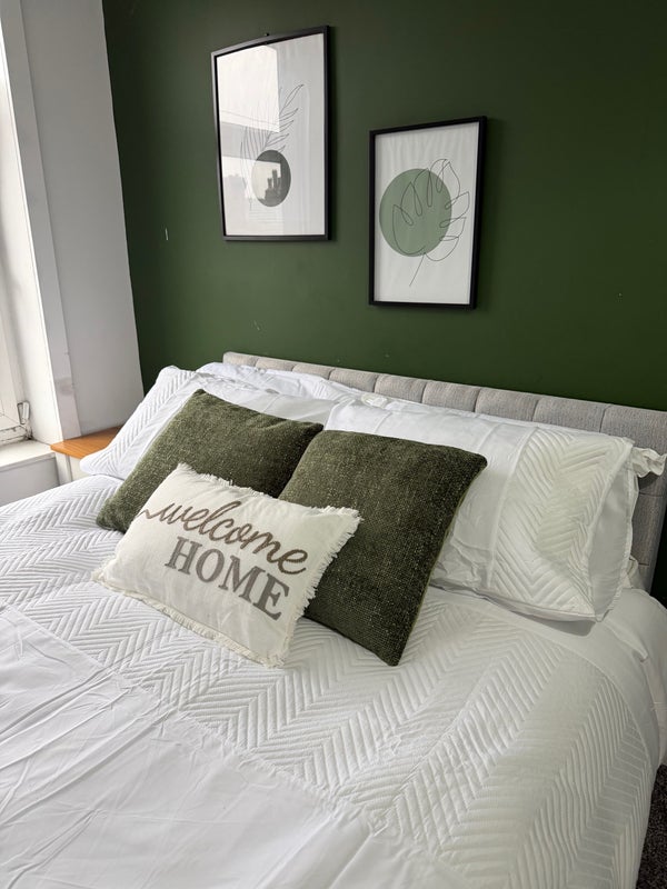 Room Back Moorfield Grove in Bolton
