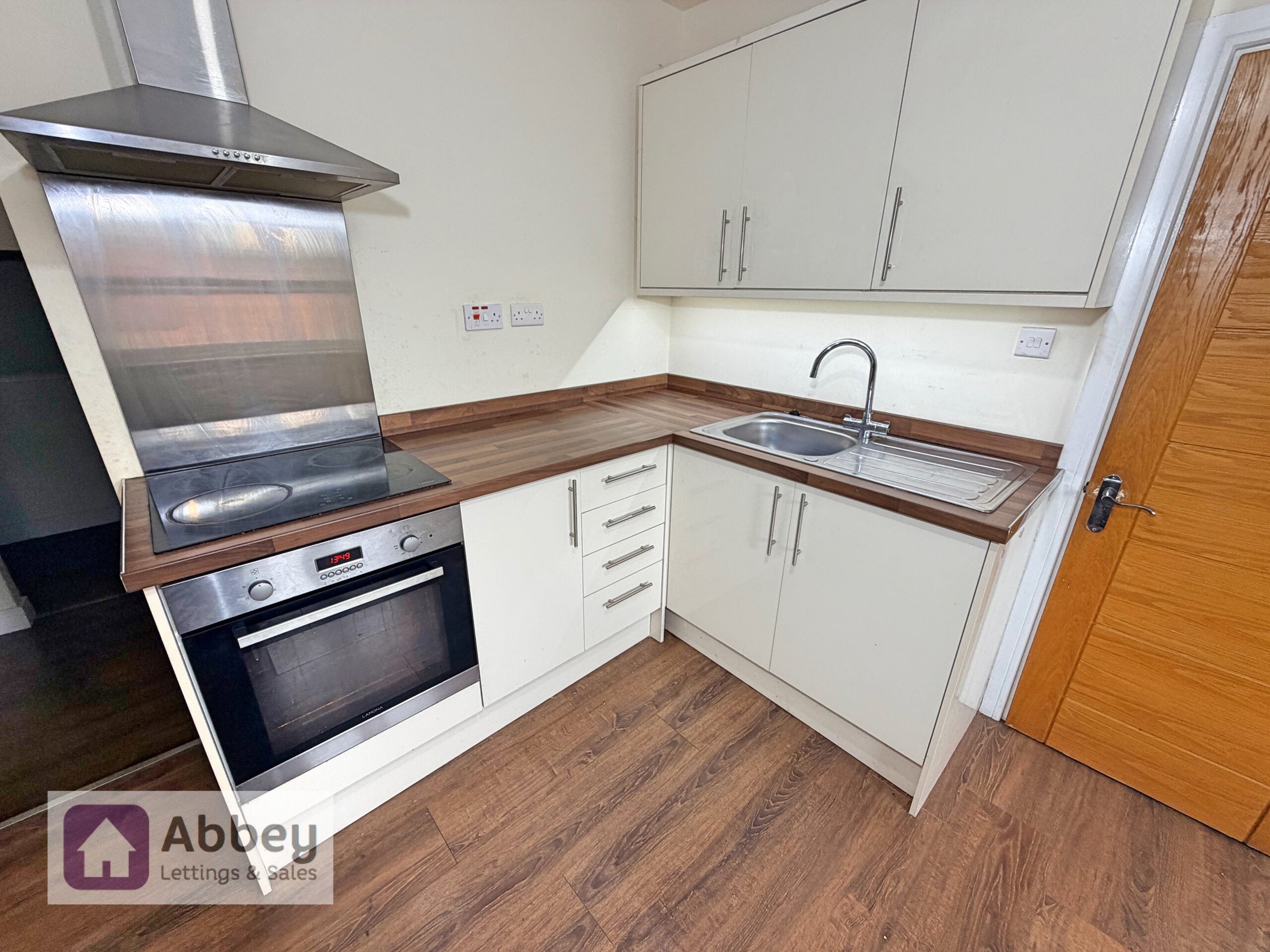 Flat St Peters Street in Charnwood