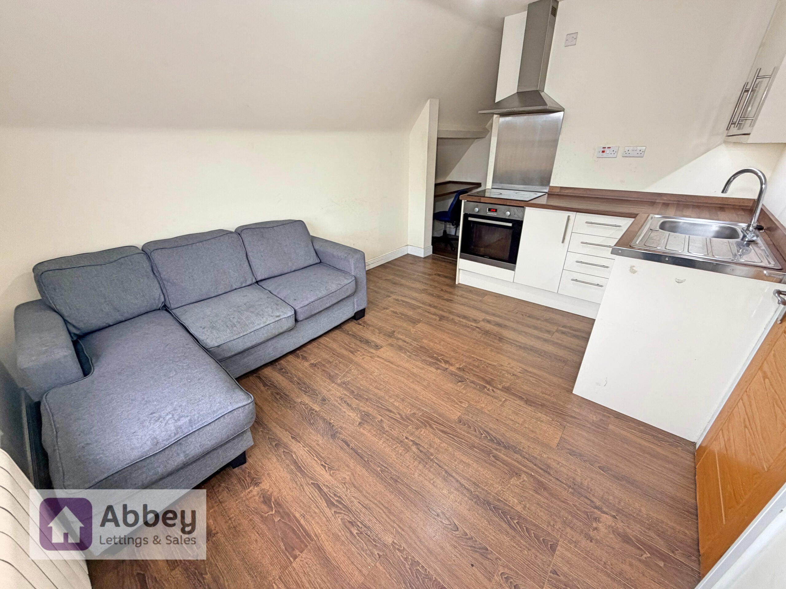 Flat St Peters Street in Charnwood