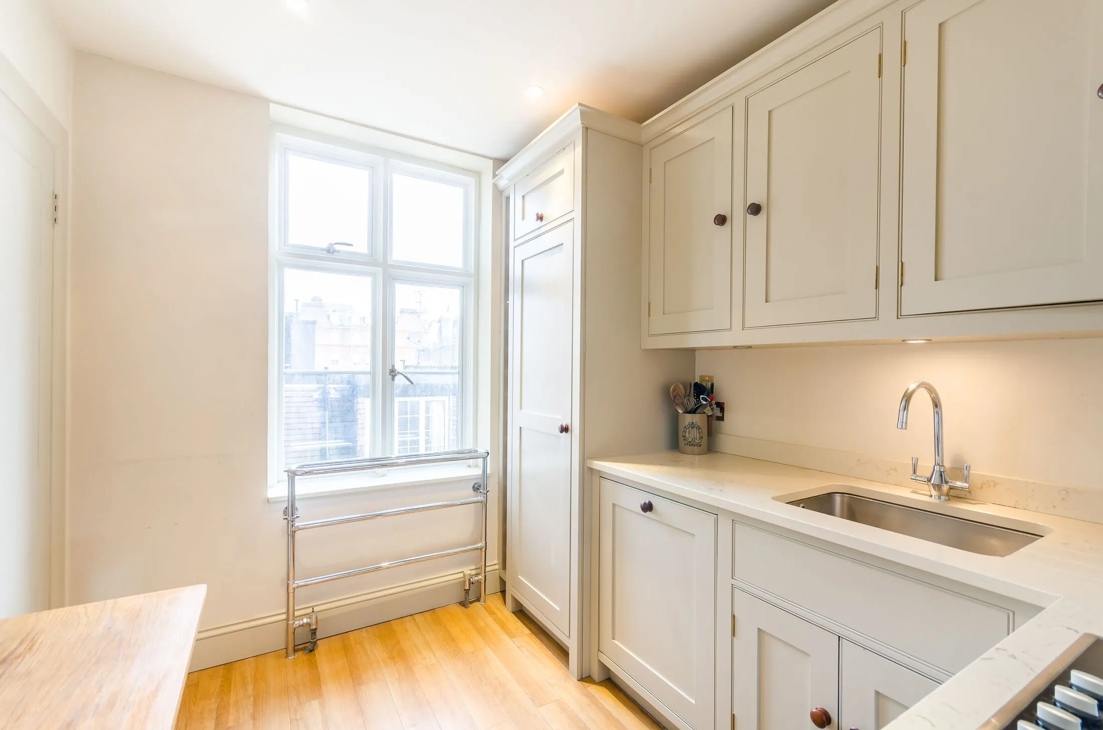 Flat Chesterfield Gardens in City of Westminster