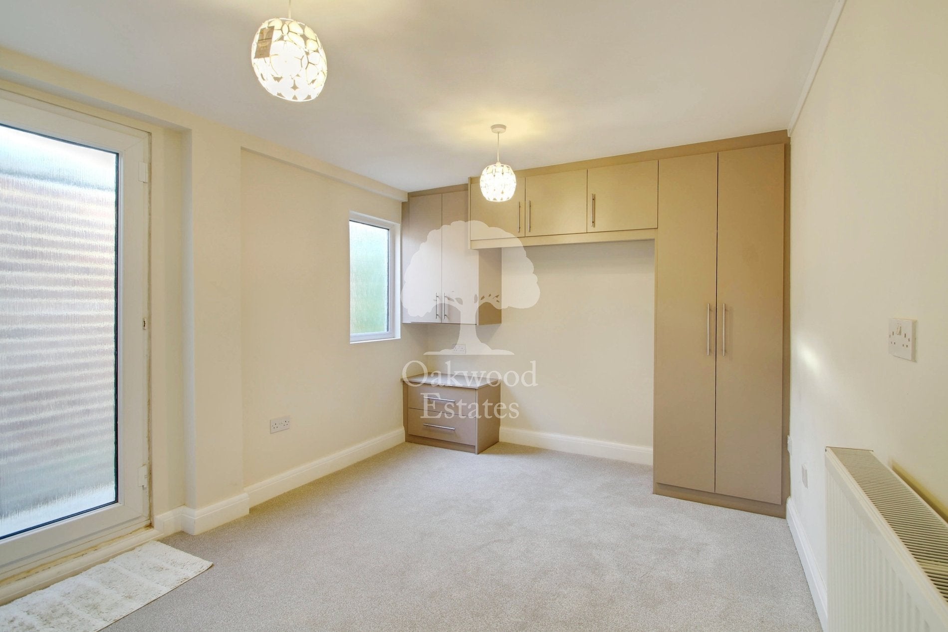 Room Montrose Avenue in Datchet