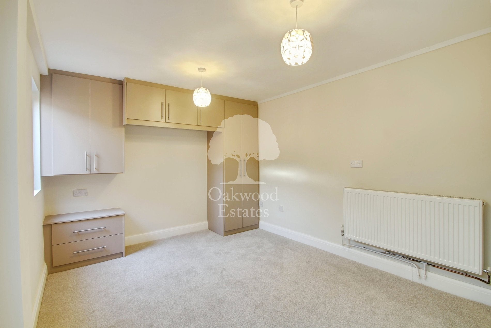 Room Montrose Avenue in Datchet
