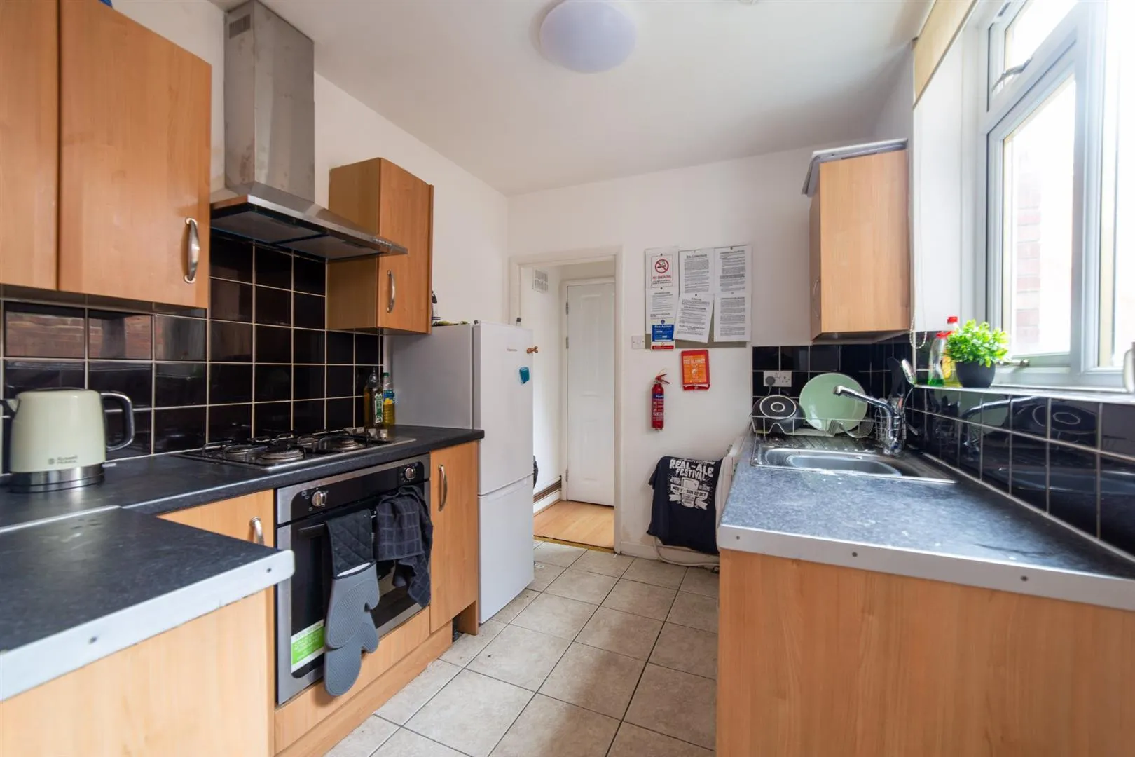 Flat Second Avenue in Newcastle upon Tyne
