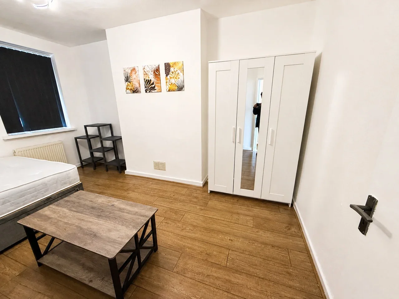 Flat Coopers Lane in Greater London