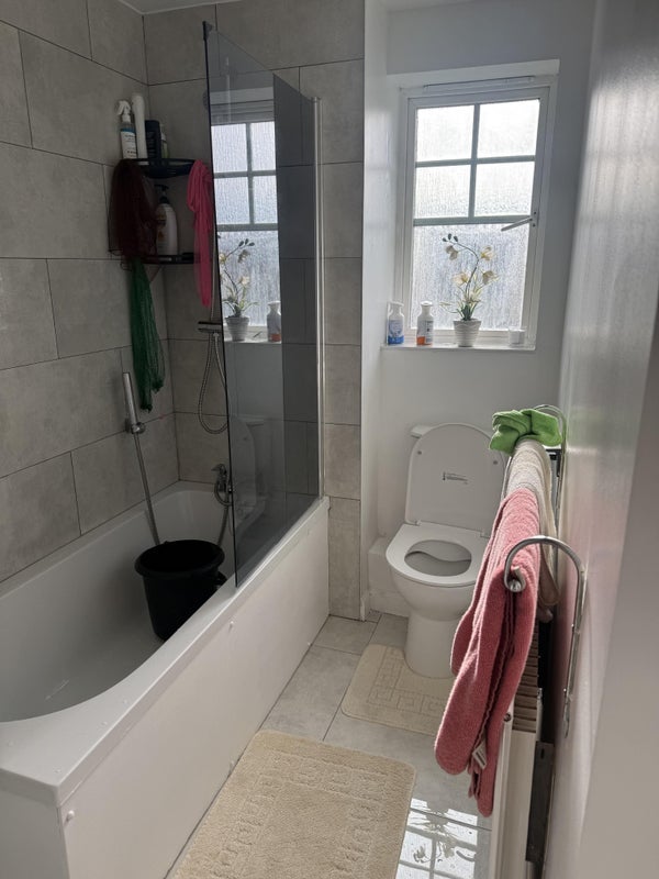 Room Greenhaven Drive in Greater London