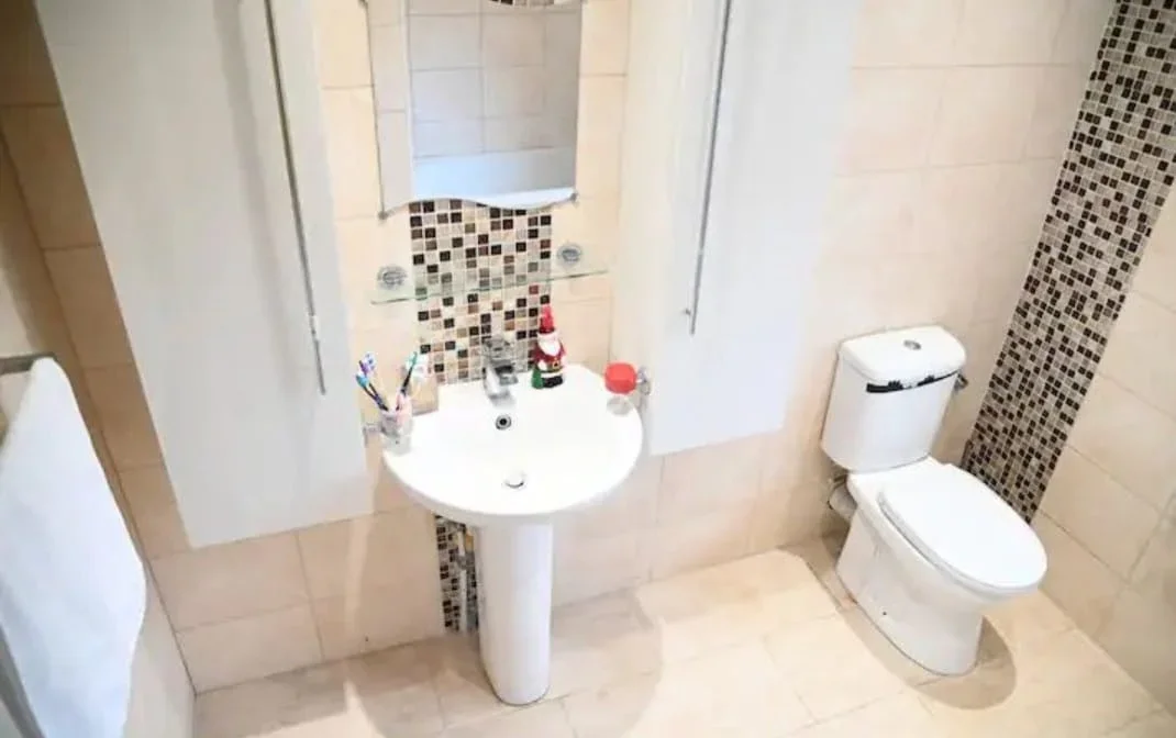 Room Copper Beech Close in Windsor