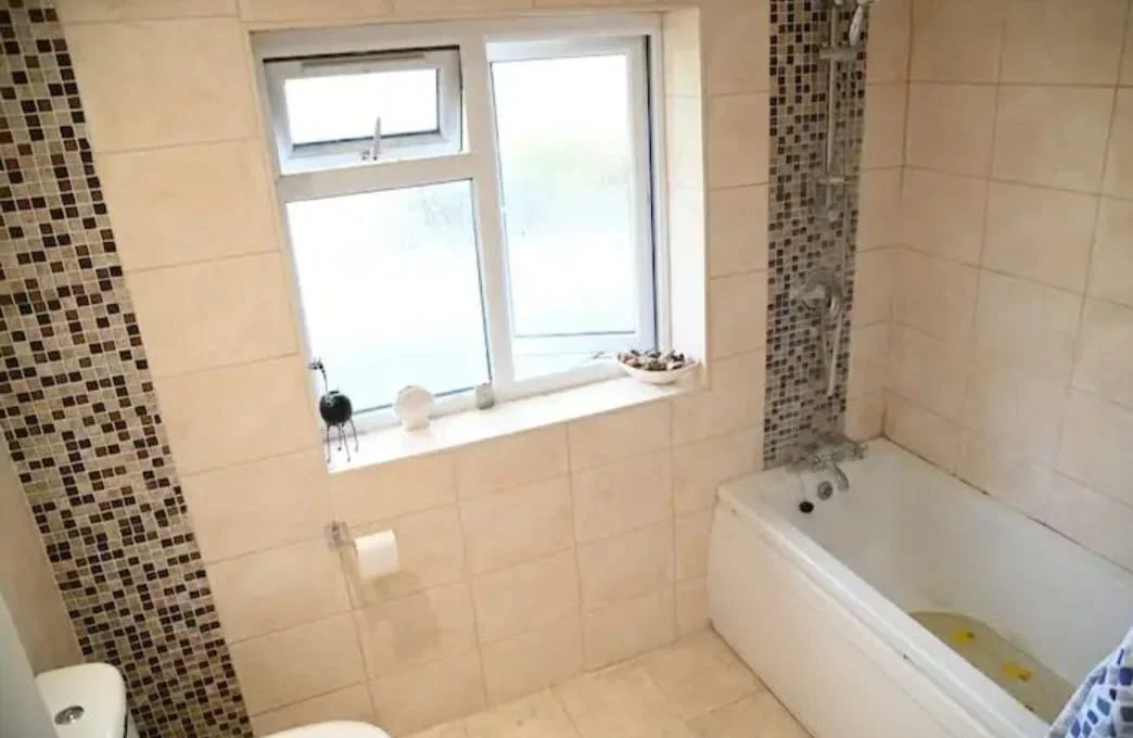 Room Copper Beech Close in Windsor