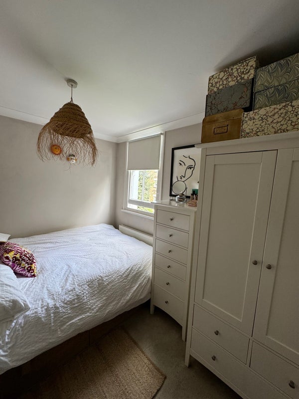 Room Mornington Avenue in Greater London