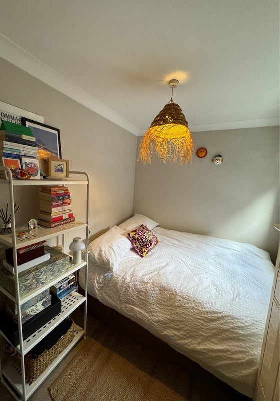 Room Mornington Avenue in Greater London