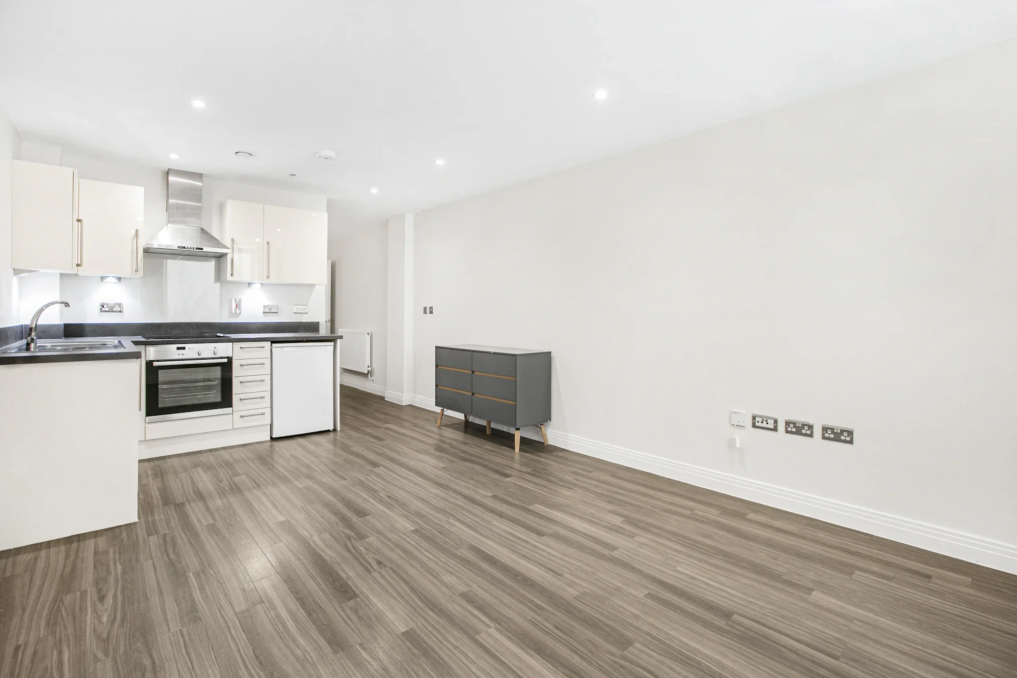 Flat Falcon Way in Welwyn Hatfield