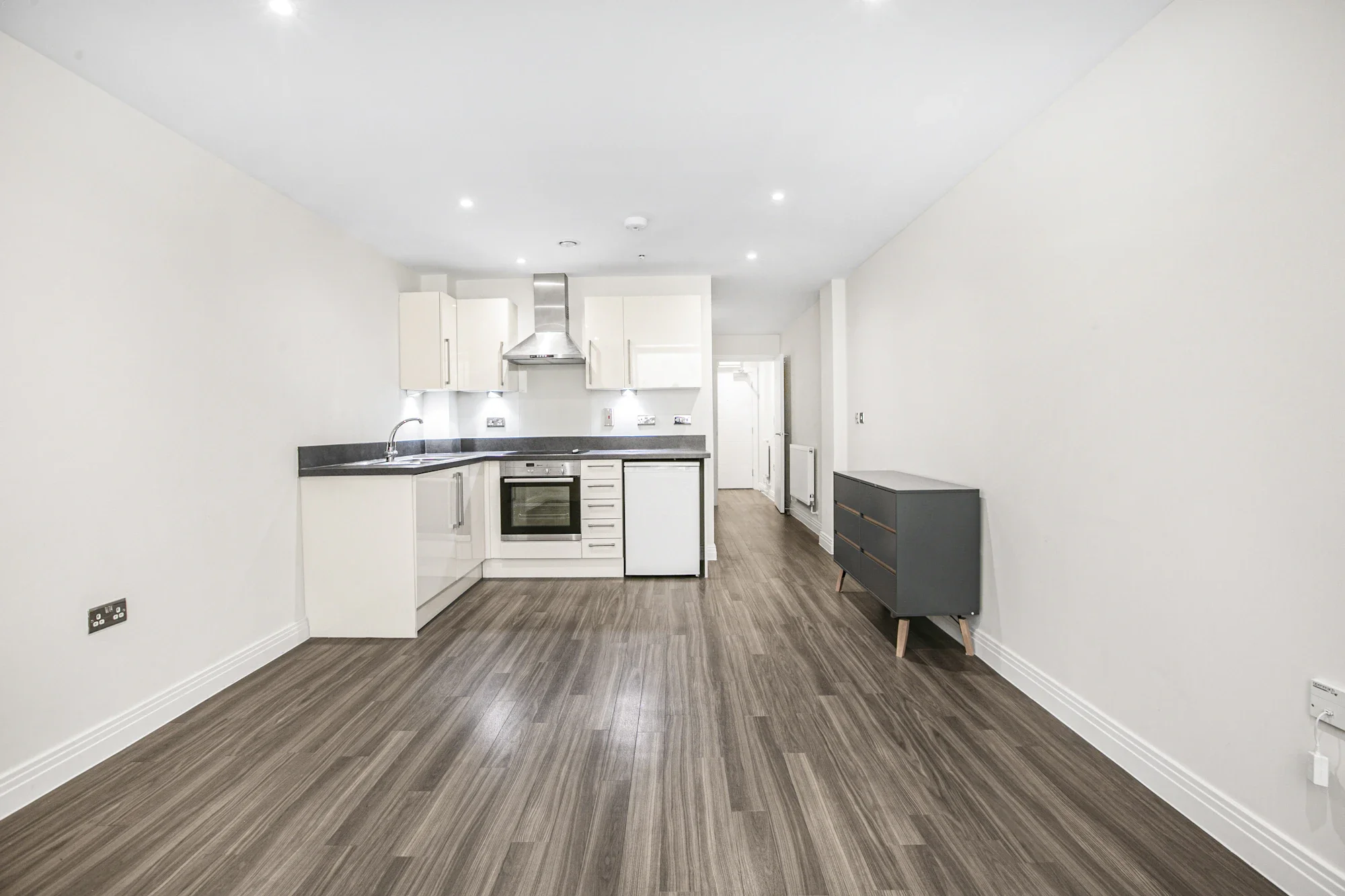 Flat Falcon Way in Welwyn Hatfield