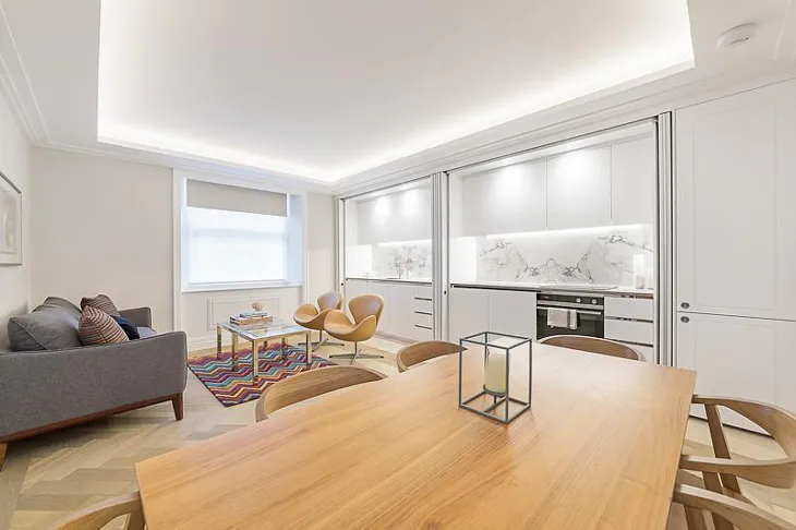 Flat Harcourt Terrace in Greater London
