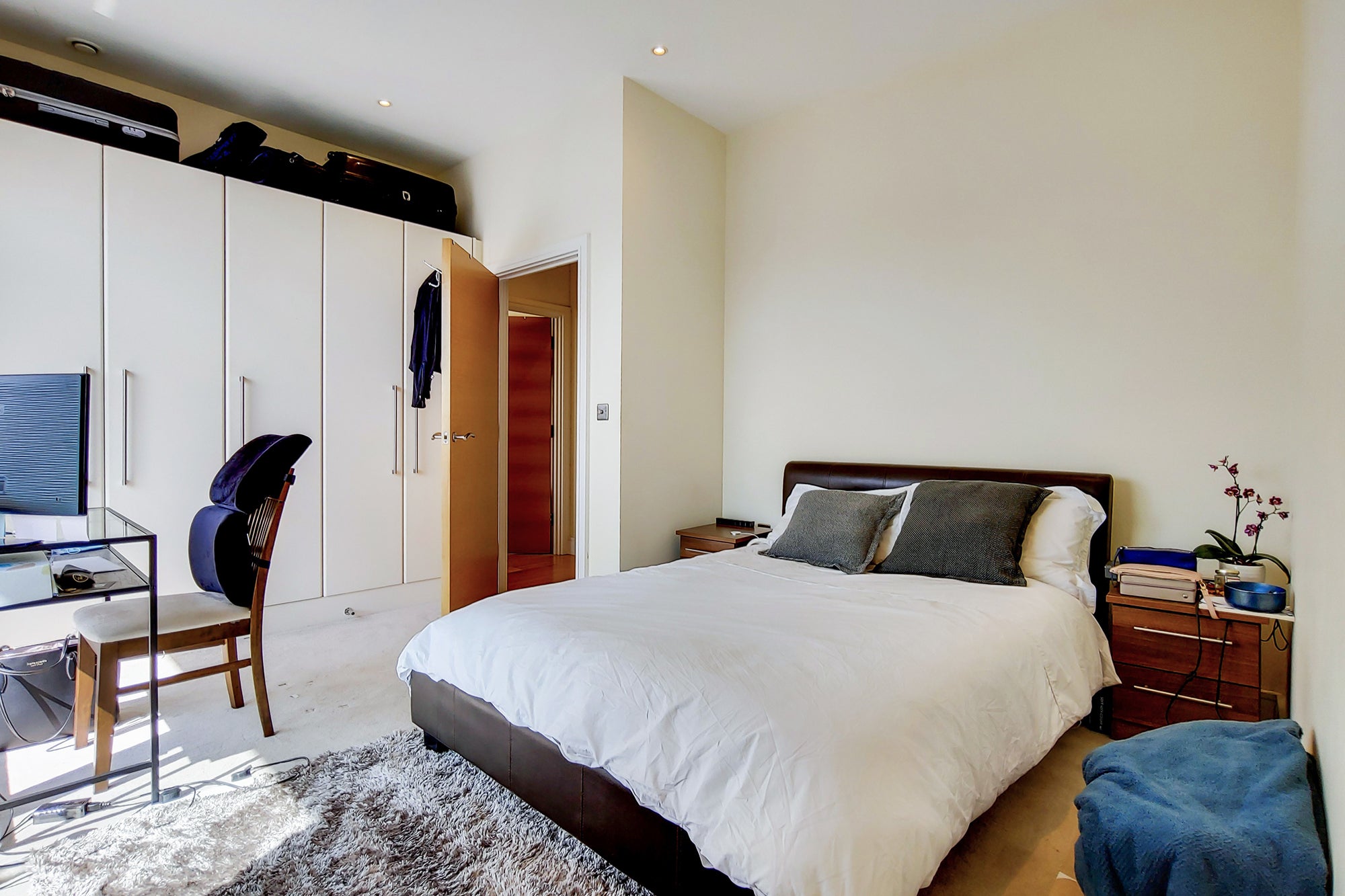 Flat Cassilis Road in Greater London