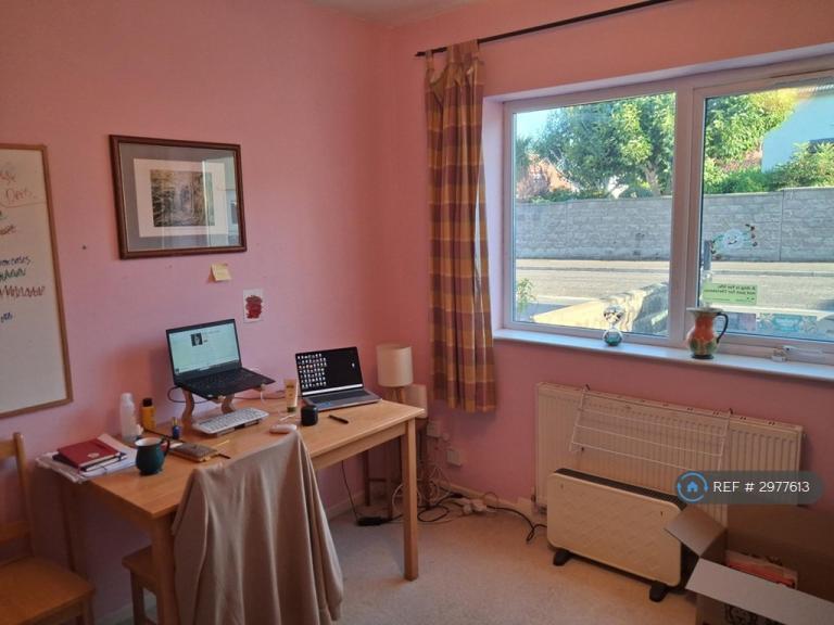 House Orchard Close in Cheddar