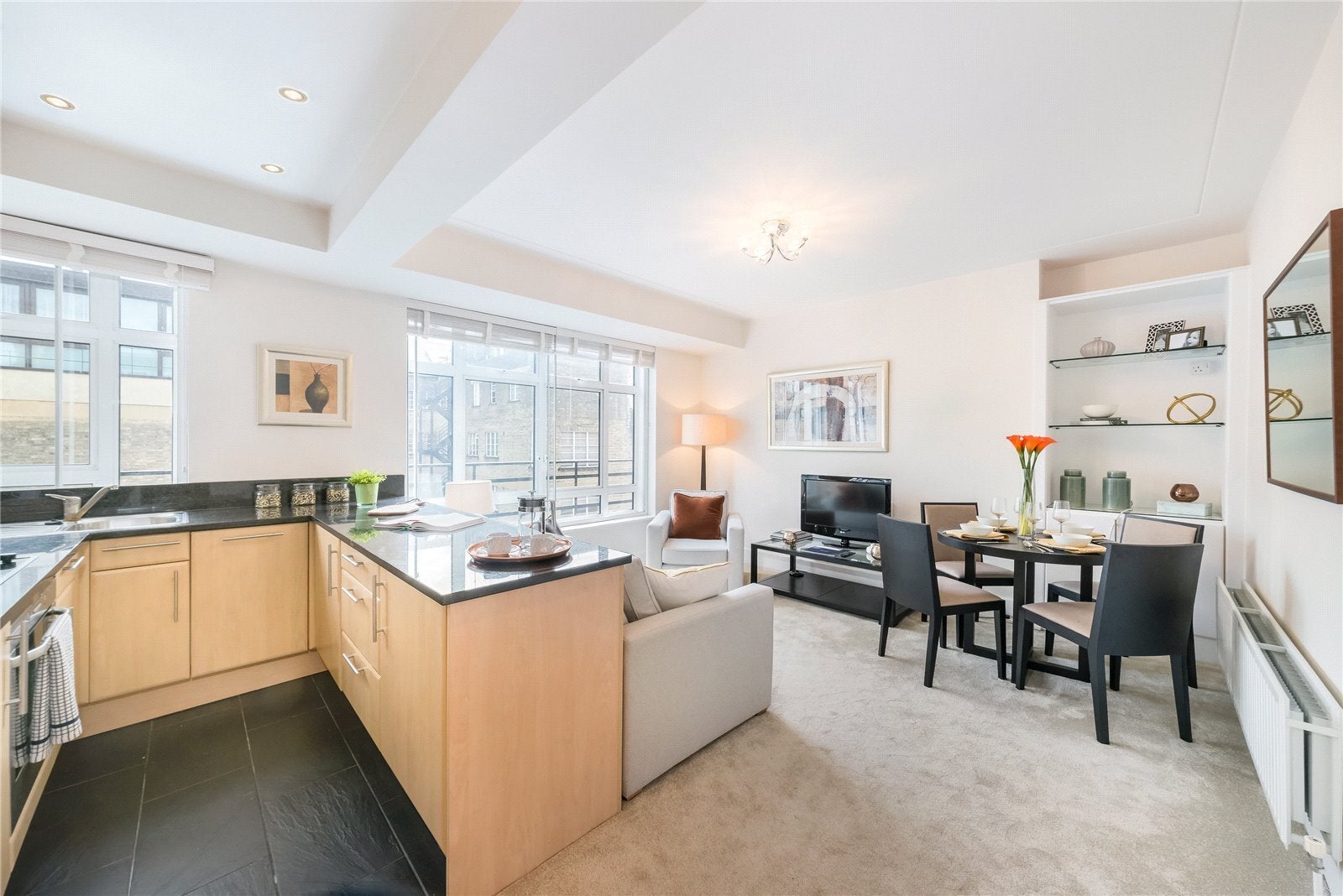 Flat Sloane Street in Greater London