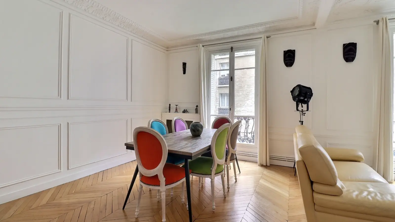 Flat Rue Laugier in Paris