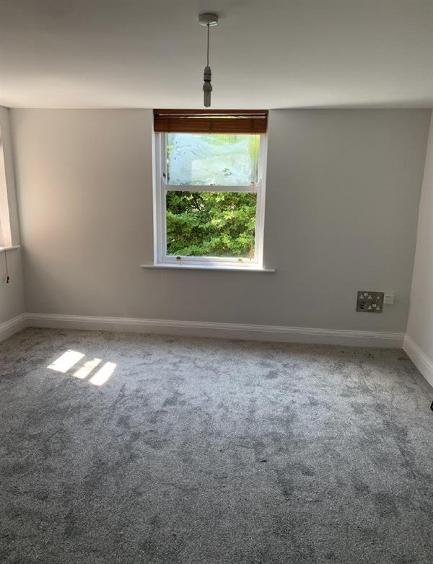 Flat Cliff Grove in Stockport