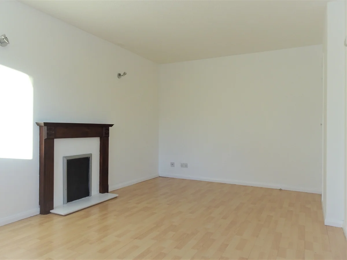 Flat Redwoods Way in Church Crookham