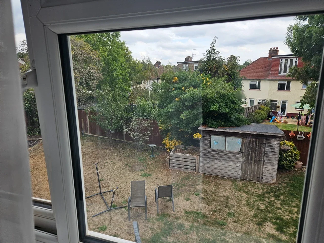 Room Wise Lane in Greater London
