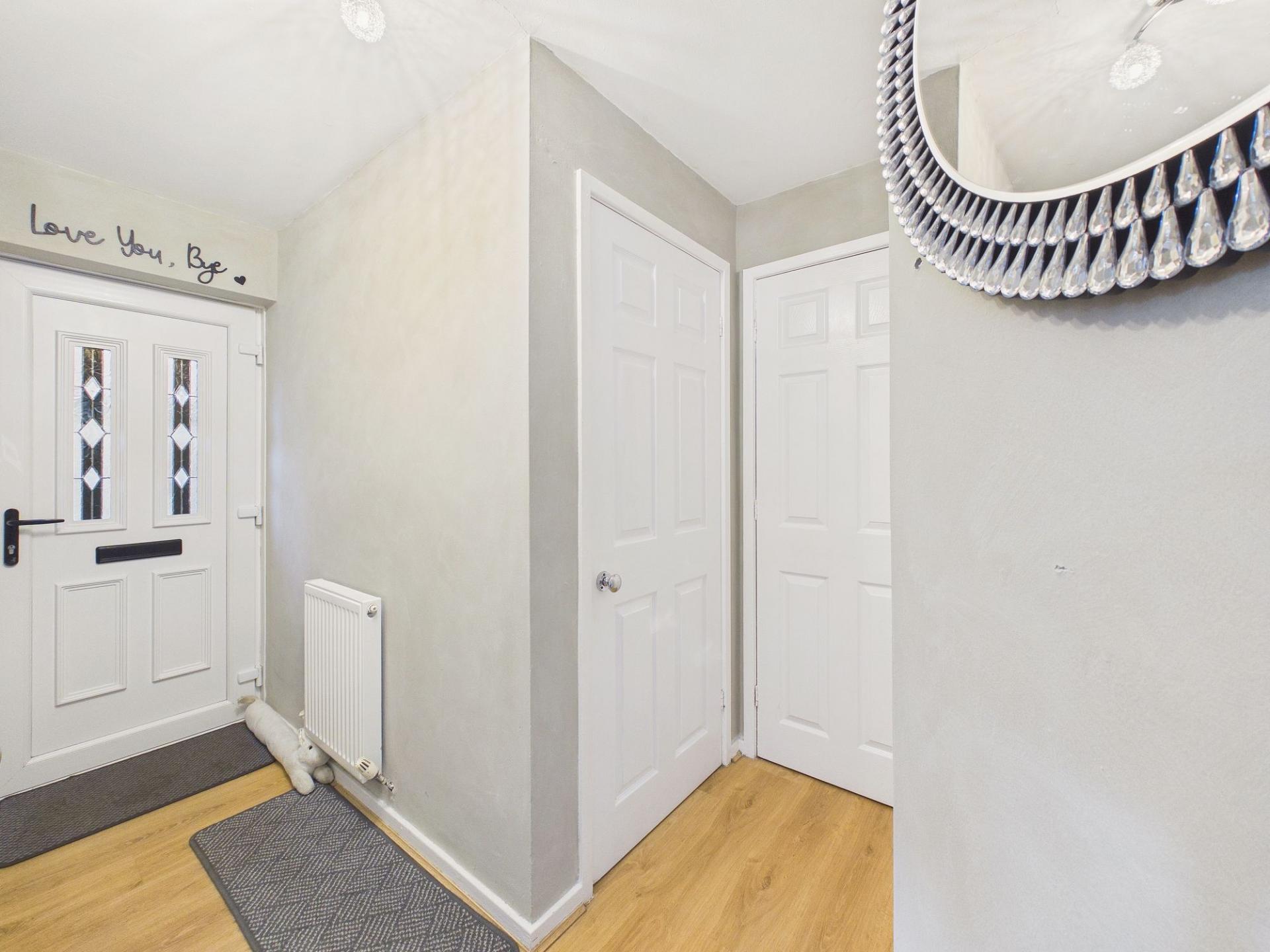 Flat Chaucer Close in Gateshead