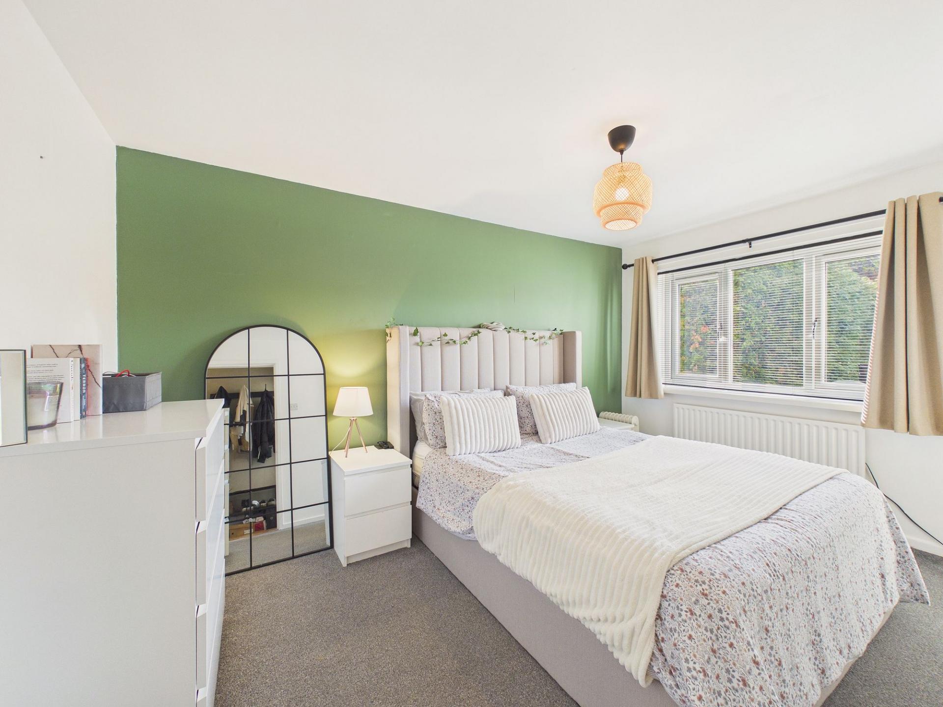 Flat Chaucer Close in Gateshead
