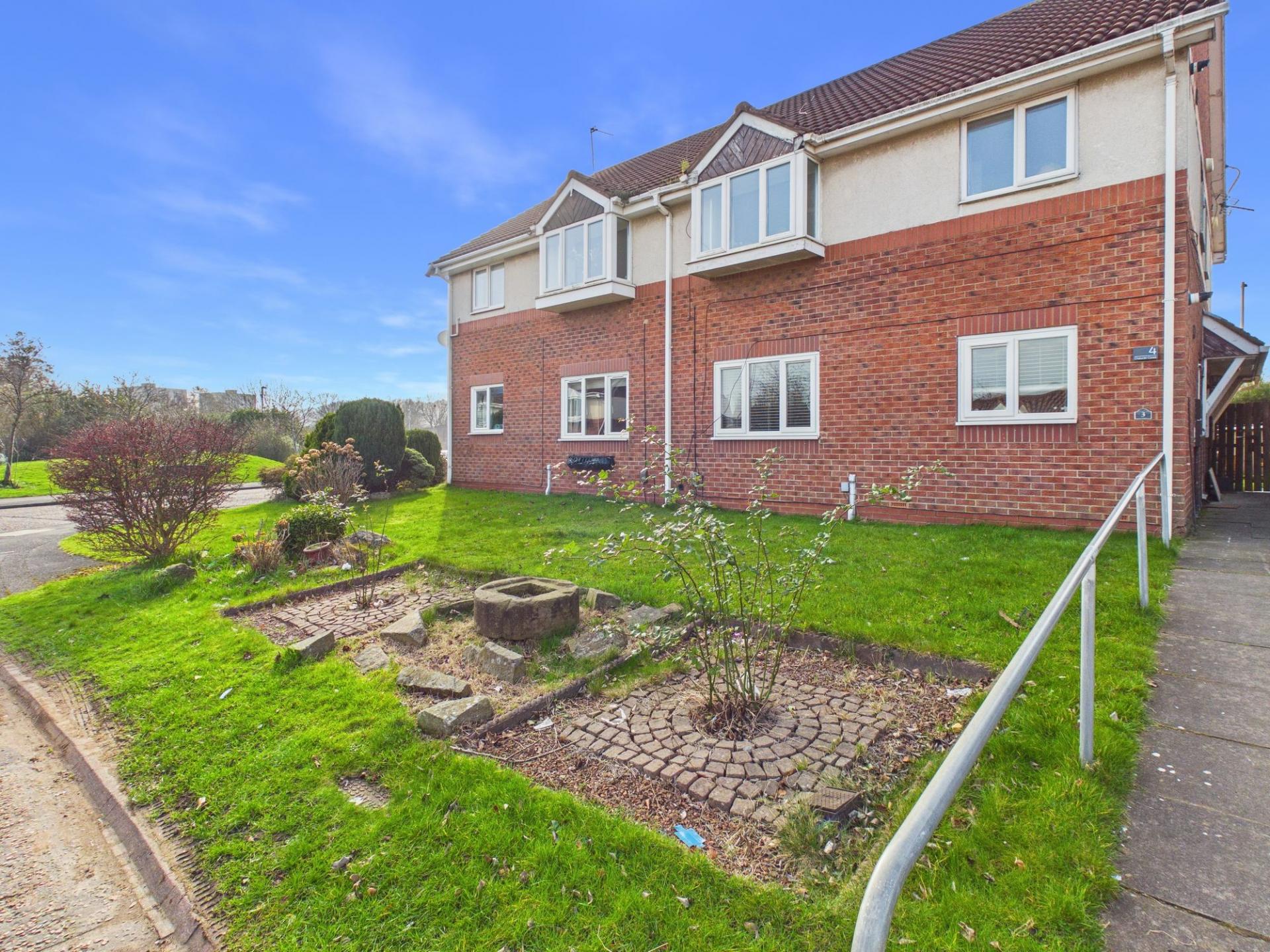 Flat Chaucer Close in Gateshead