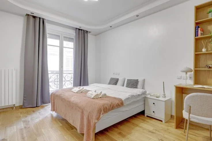 Flat Rue de Belfort in Paris
