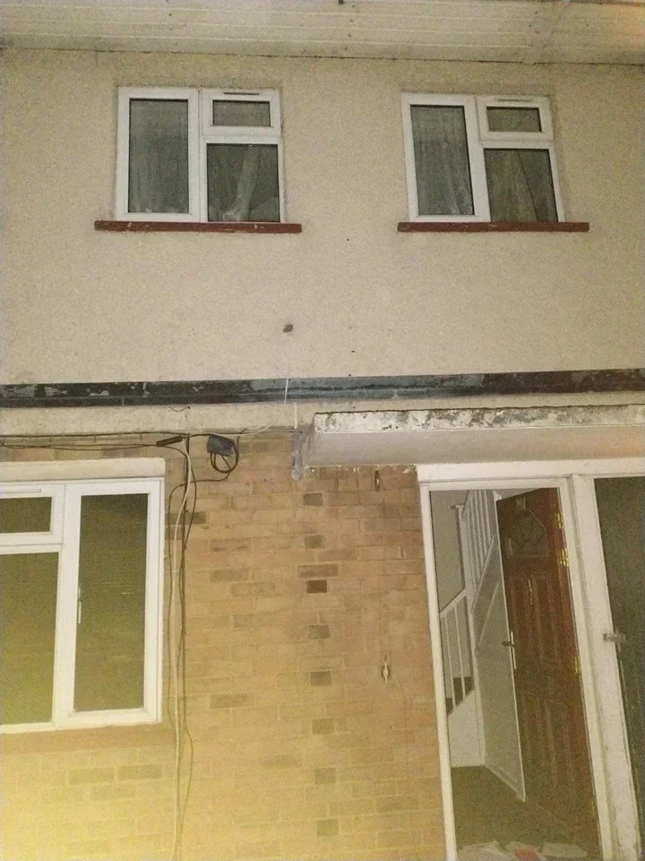 Flat Rose Lane in Greater London