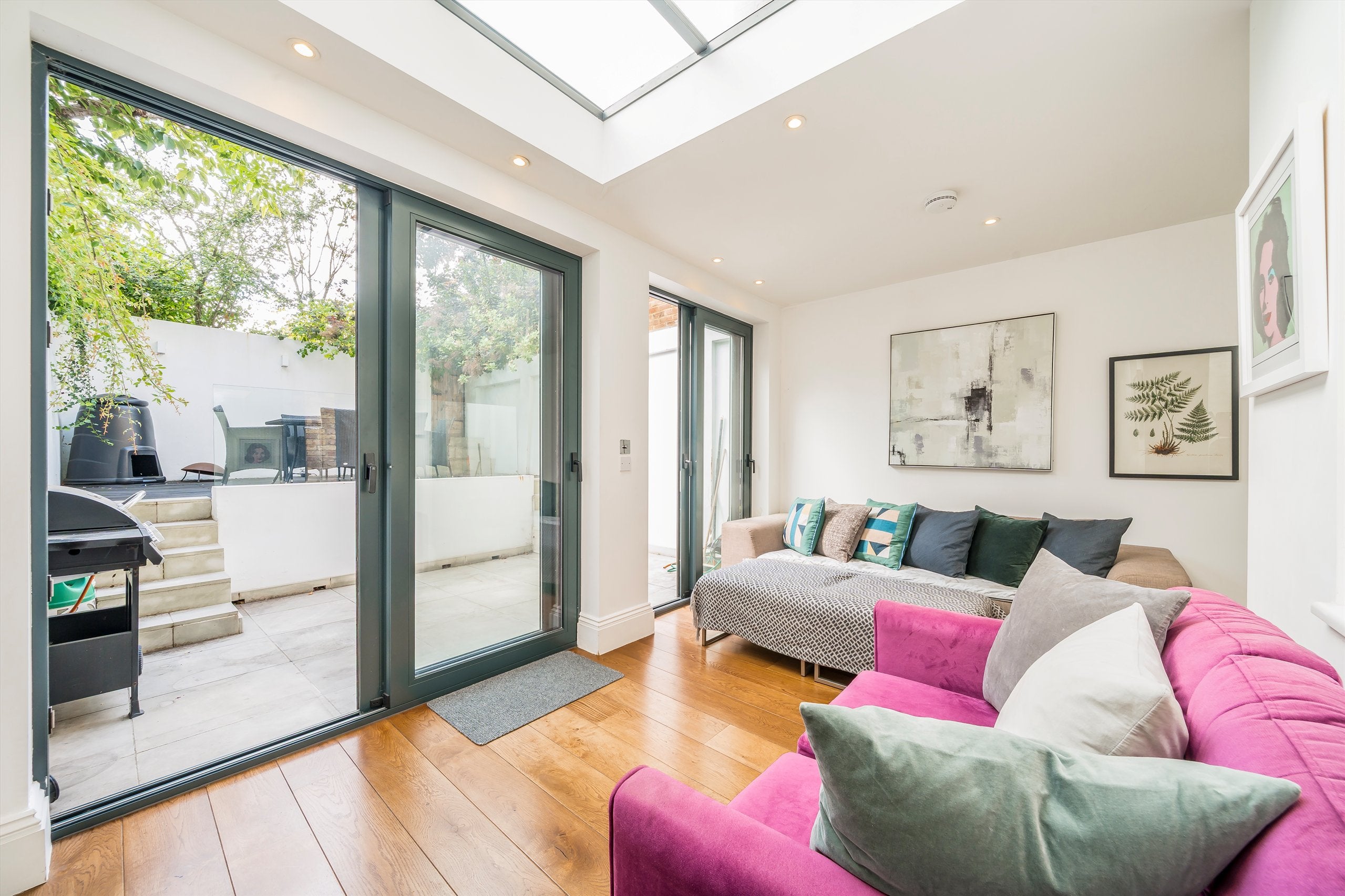 Flat Redfield Lane in Greater London