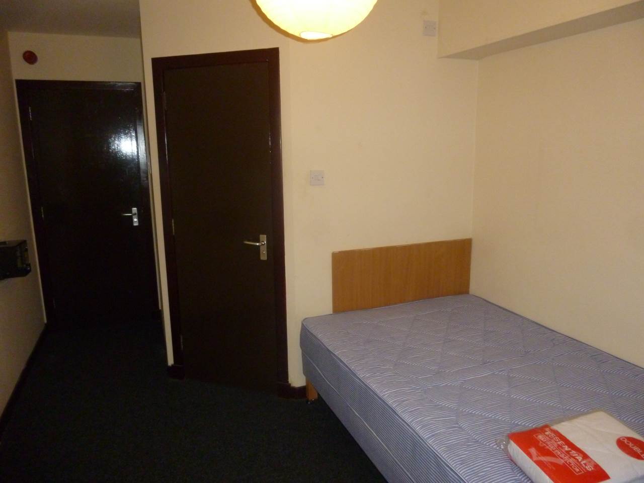 Room Constitution Street in Dundee