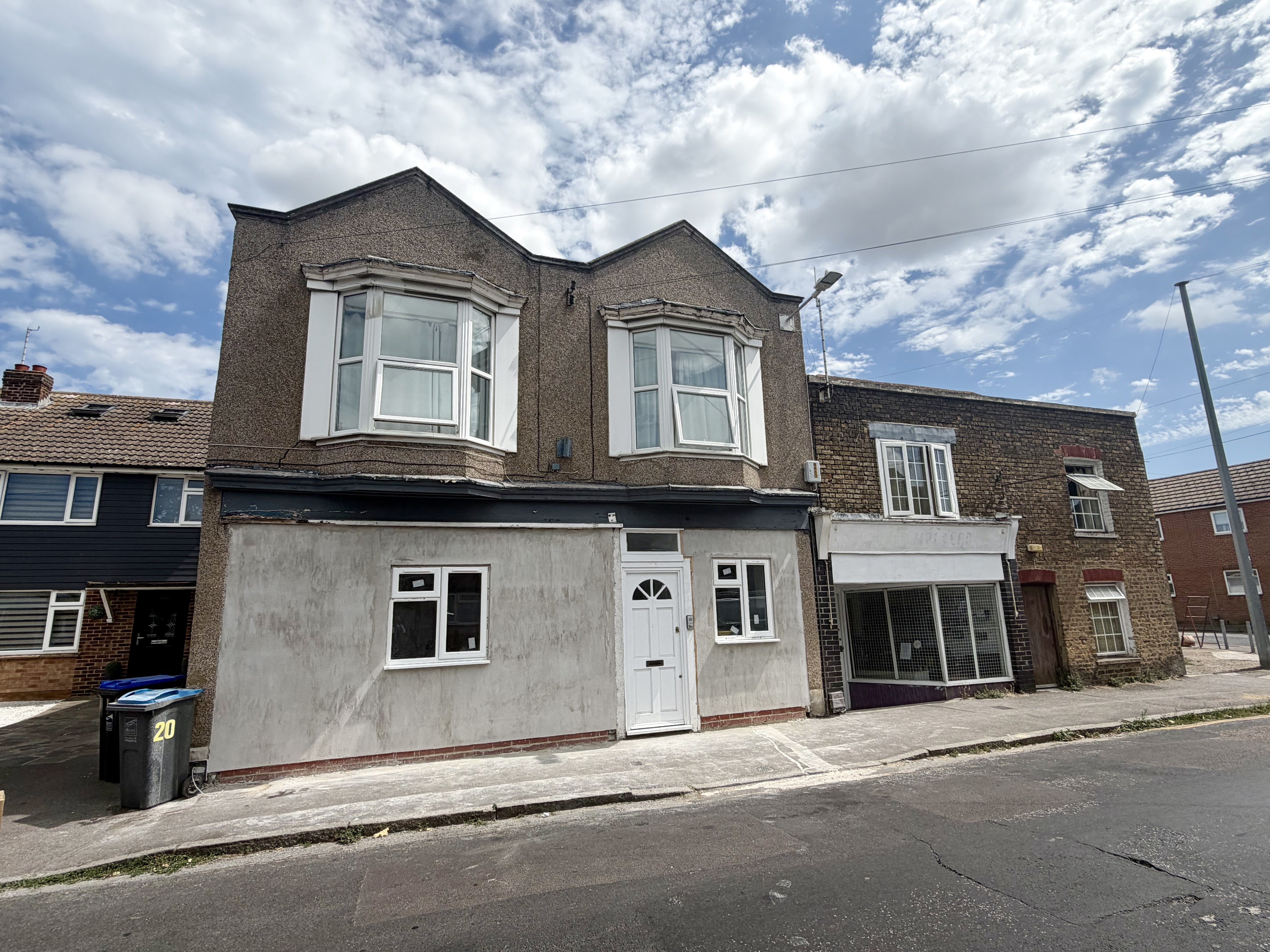 Flat High Street in Thanet