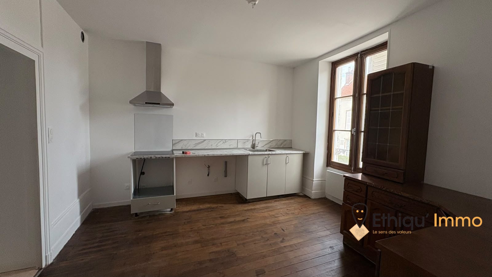 Flat Rue du Général de Gaulle in Bar-sur-Aube